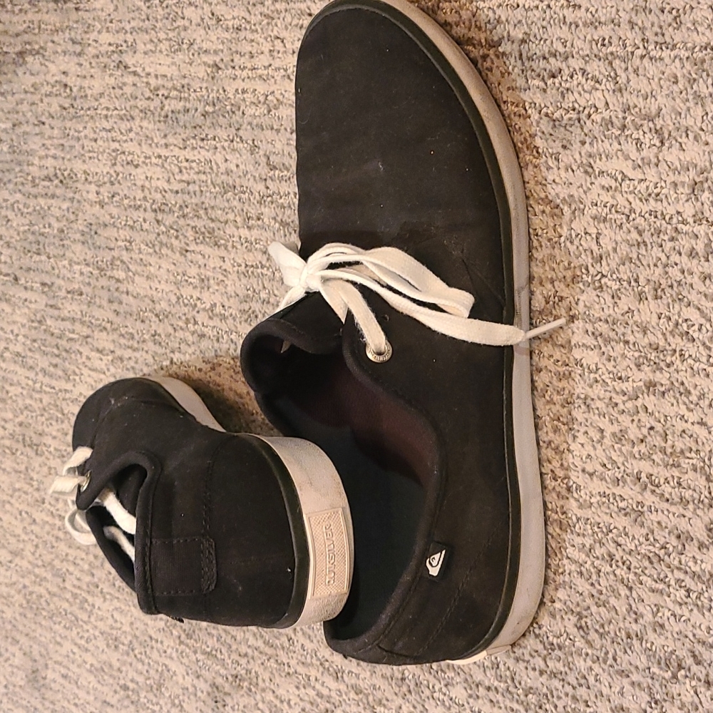 Black Quicksilver Sneakers